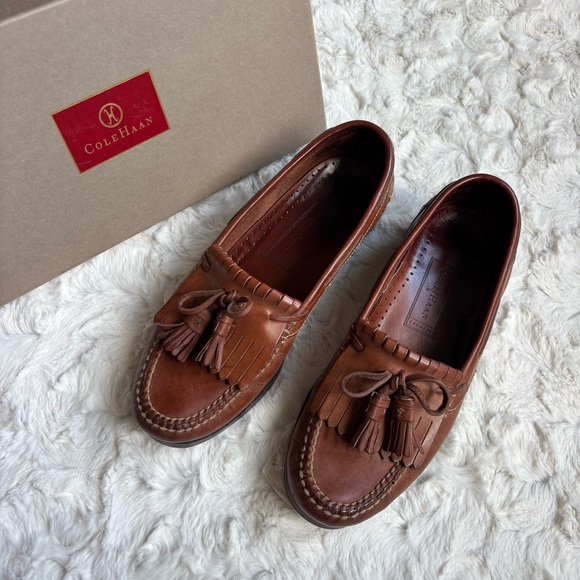 Cole Haan Men's Pinch Tassel Dress Loafer Shoes  Saddle Tan Brown size 8 M - Picture 1 of 8